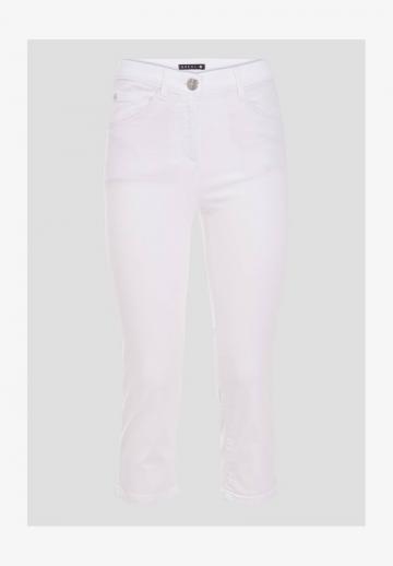 Короткие джинсы