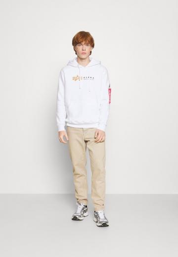 Пуловер с капюшоном