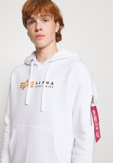 Пуловер с капюшоном