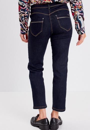 Короткие джинсы