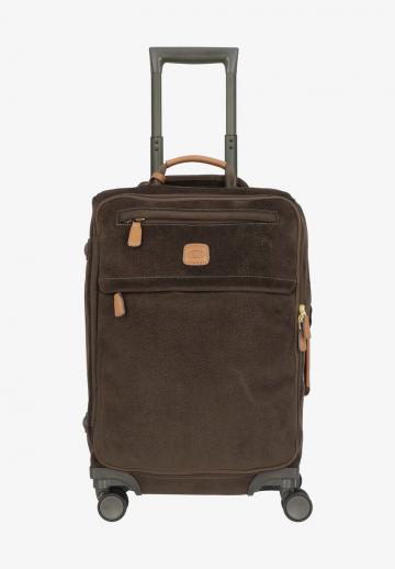 Чемодан на колесах