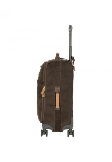 Чемодан на колесах