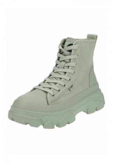 Ботинки на шнуровке