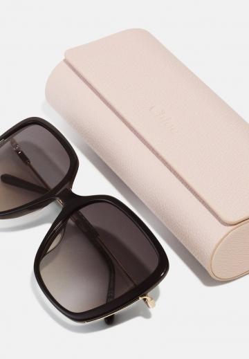 Солнечные очки