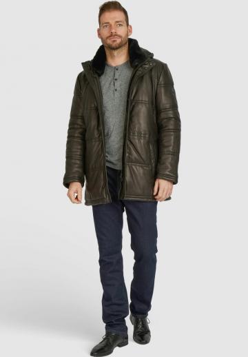 Короткое пальто