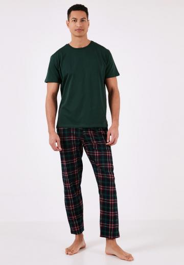 Пижама с шортами