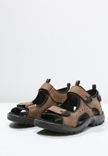 Спортивные сандалии