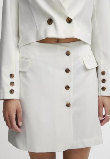 Короткий блейзер