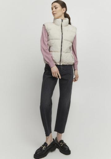 Пуховой жилет