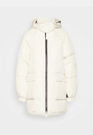 Пуховое пальто