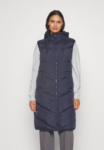 Пуховой жилет