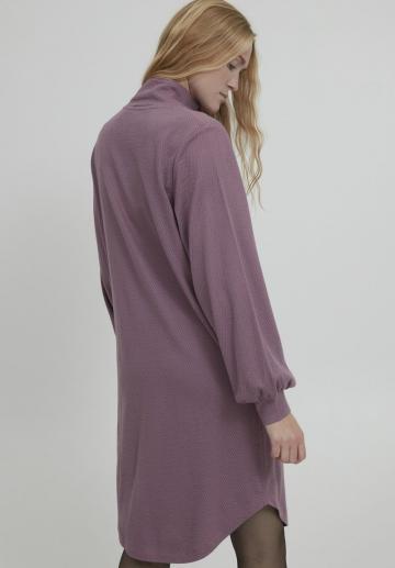 Вязаное платье