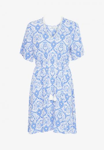 Летнее платье