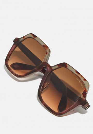 Солнечные очки