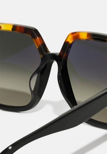 Солнечные очки