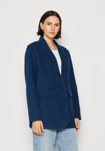 Вельветовая куртка