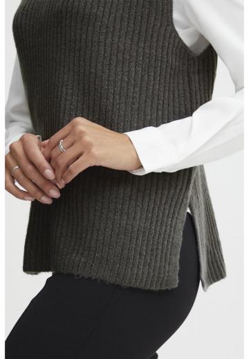 Пуловер без рукавов