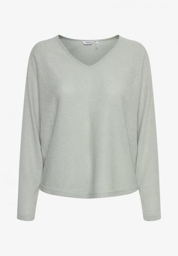 Пуловер с вырезом V