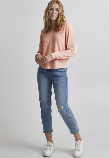 Пуловер с вырезом V