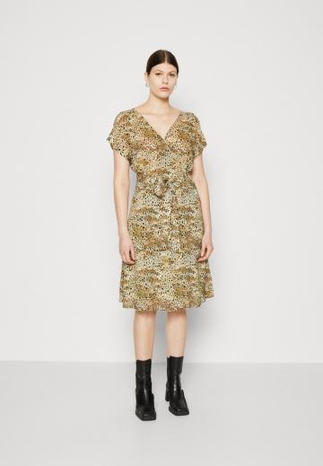 Летнее платье