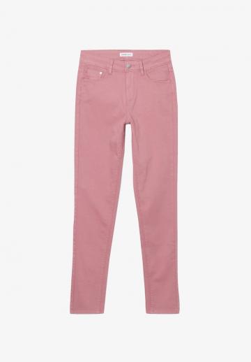 Узкие джинсы