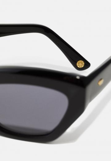 Солнечные очки