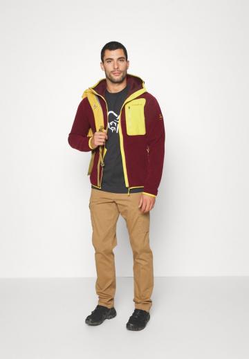 Спортивная майка