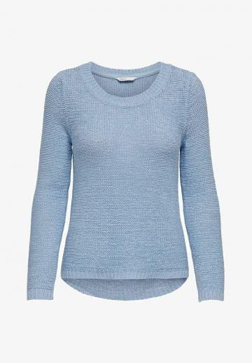 Пуловер в полоску