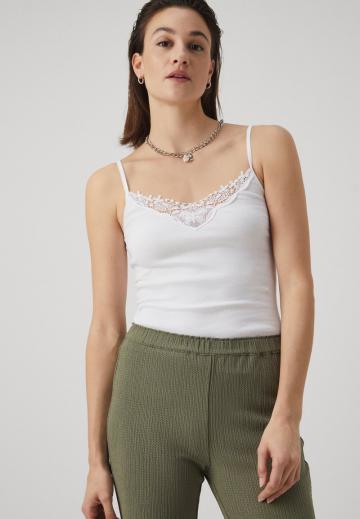 Топ на бретельках