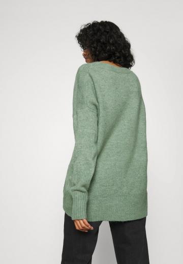 Длинный пуловер