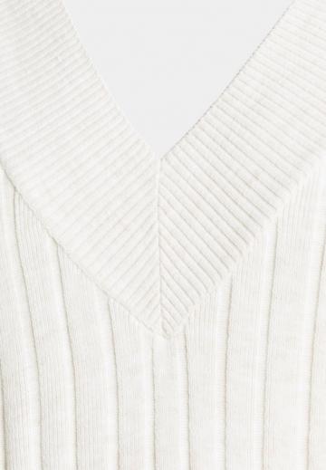 Вязаное платье