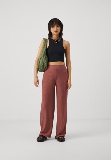 Широкие брюки