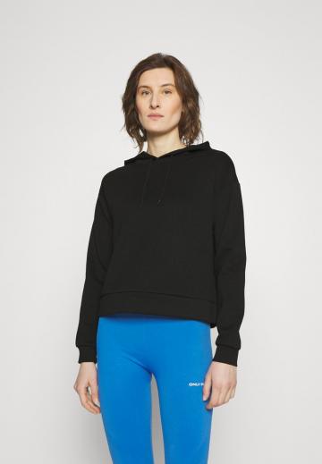 Спортивная толстовка