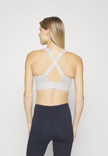 Спортивный бюстгальтер