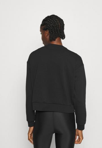 Спортивная толстовка