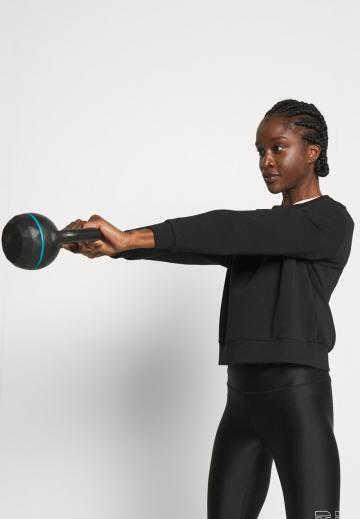 Спортивная толстовка