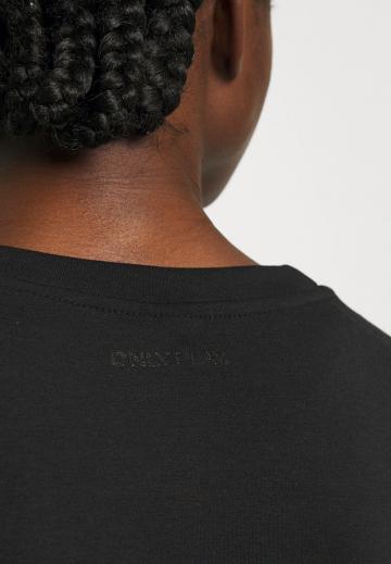 Спортивная толстовка