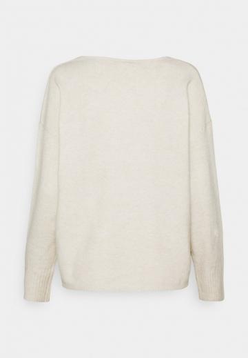 Длинный пуловер