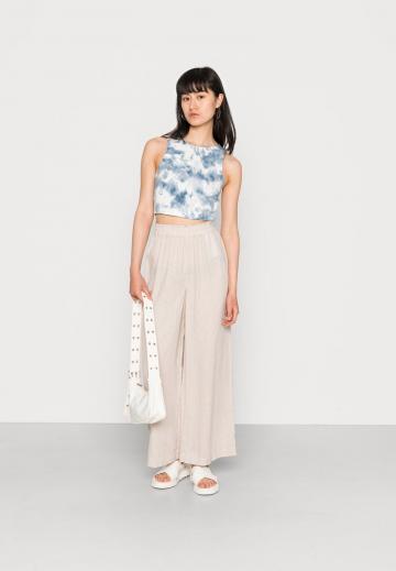 Широкие брюки