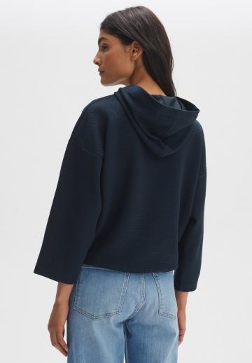 Пуловер с капюшоном