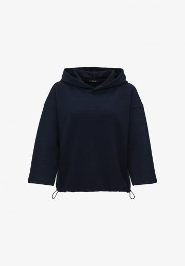 Пуловер с капюшоном