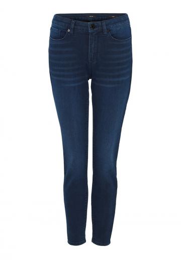 Короткие джинсы