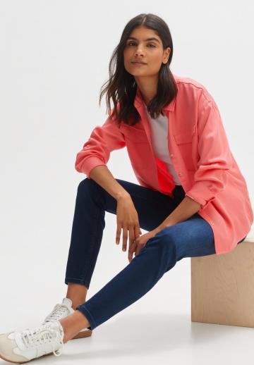 Короткие джинсы