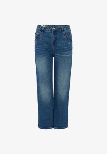 Короткие джинсы