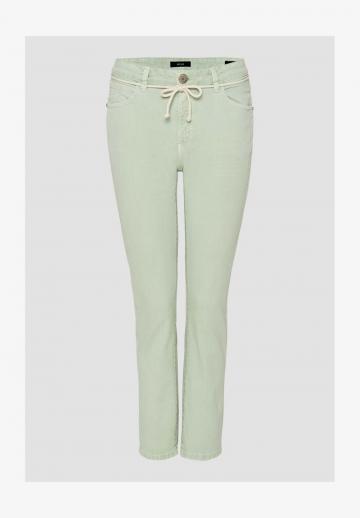 Короткие джинсы