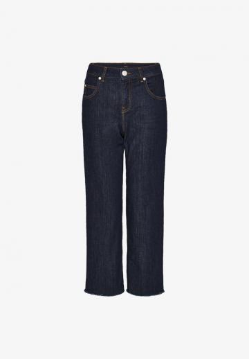 Короткие джинсы