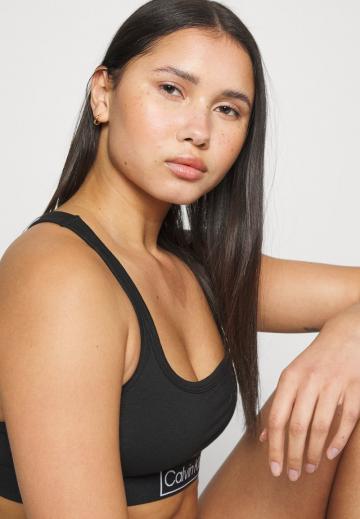 Бюстгальтер без косточек