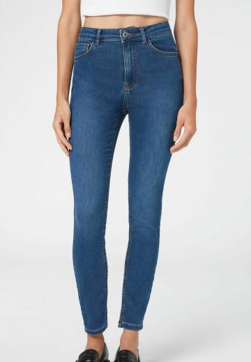 Узкие брюки