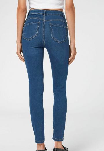 Узкие брюки