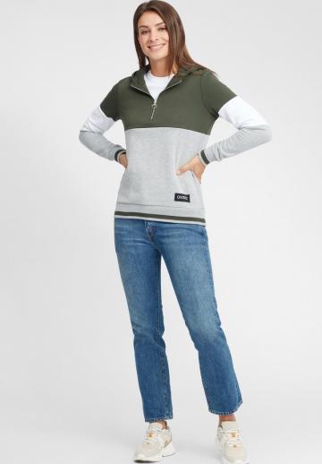 Пуловер с капюшоном